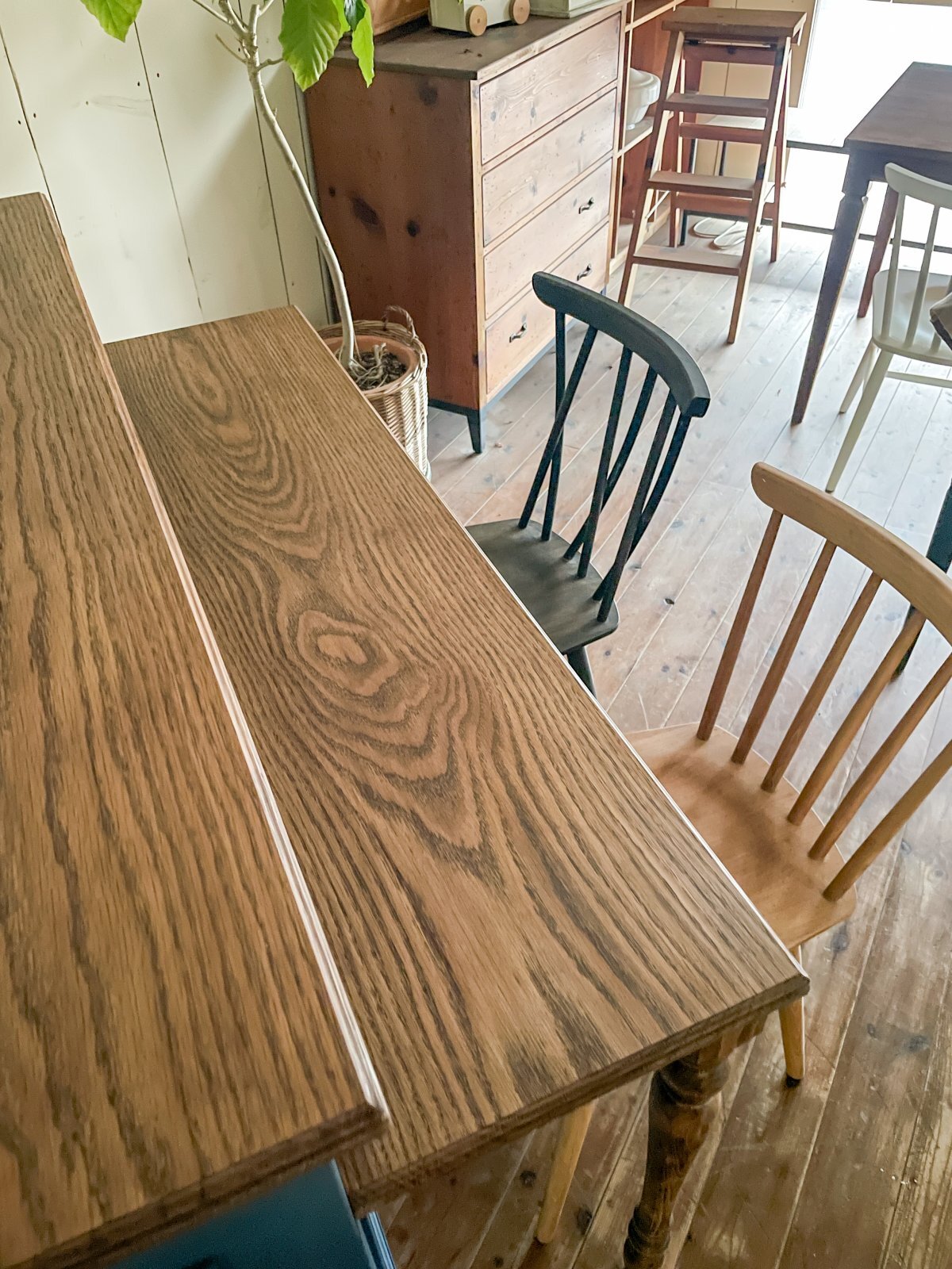 ホワイトオーク材カウンターテーブルW1300キッチン向けバーカウンター