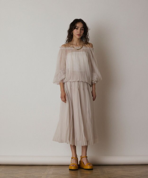 チュールプリーツトップ / GRACE CONTINENTAL | GRACE CONTINENTAL