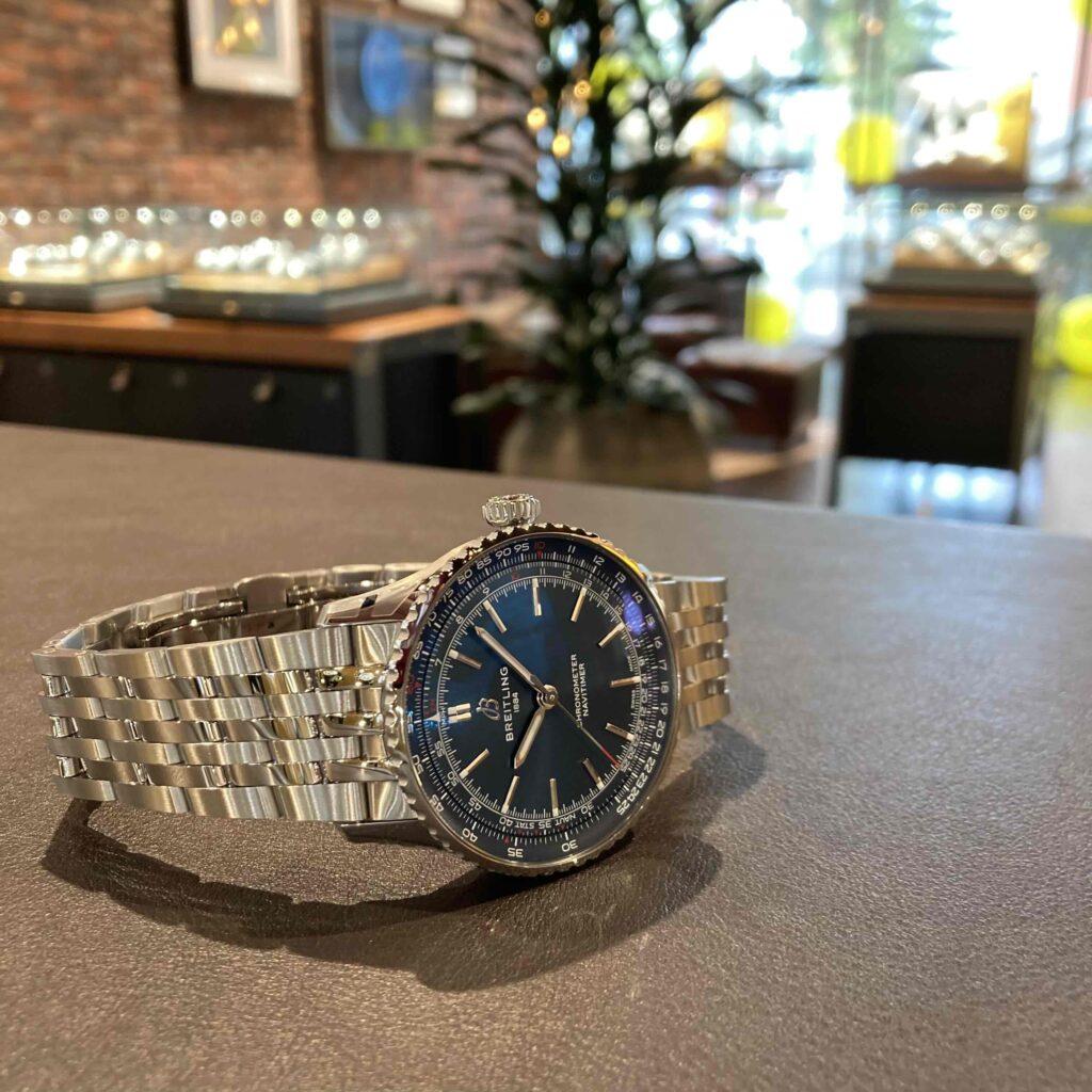 ナビタイマーオートマチック41 A17329161C1A1 | 【公式】GRACIS