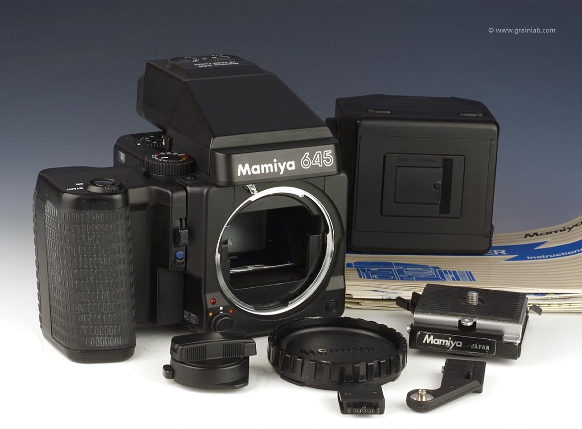 Mamiya M645 Super + AE Prism Finder N + Power Drive N - Grainlab