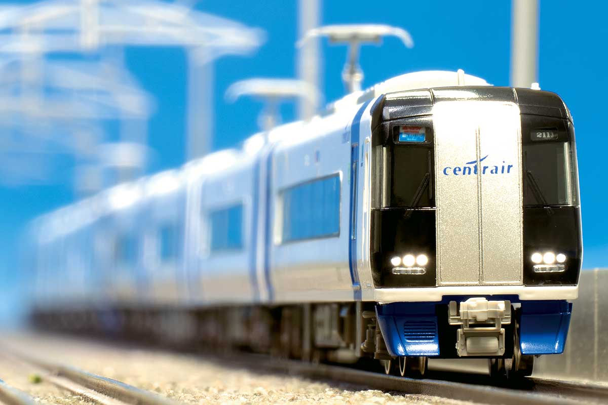 30423＞名鉄2000系ミュースカイ（新造編成・2011編成・貫通路開扉