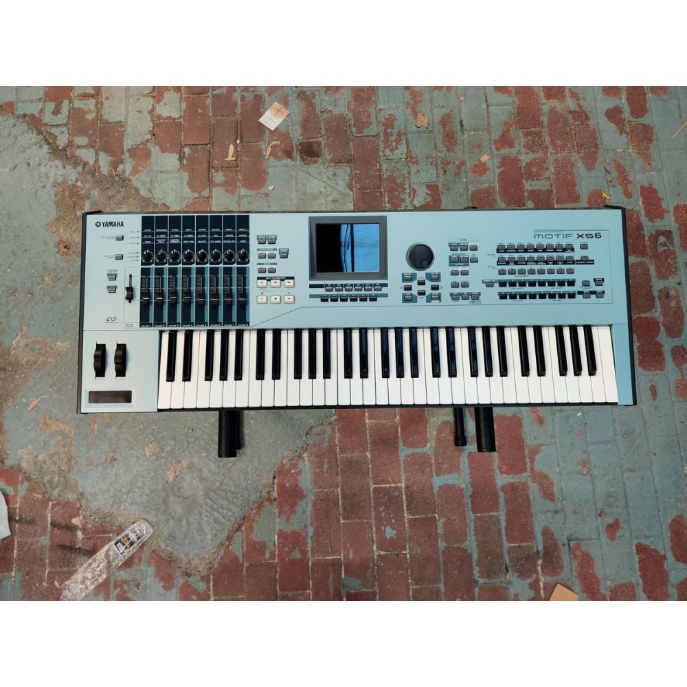 Yamaha Motif XS6
