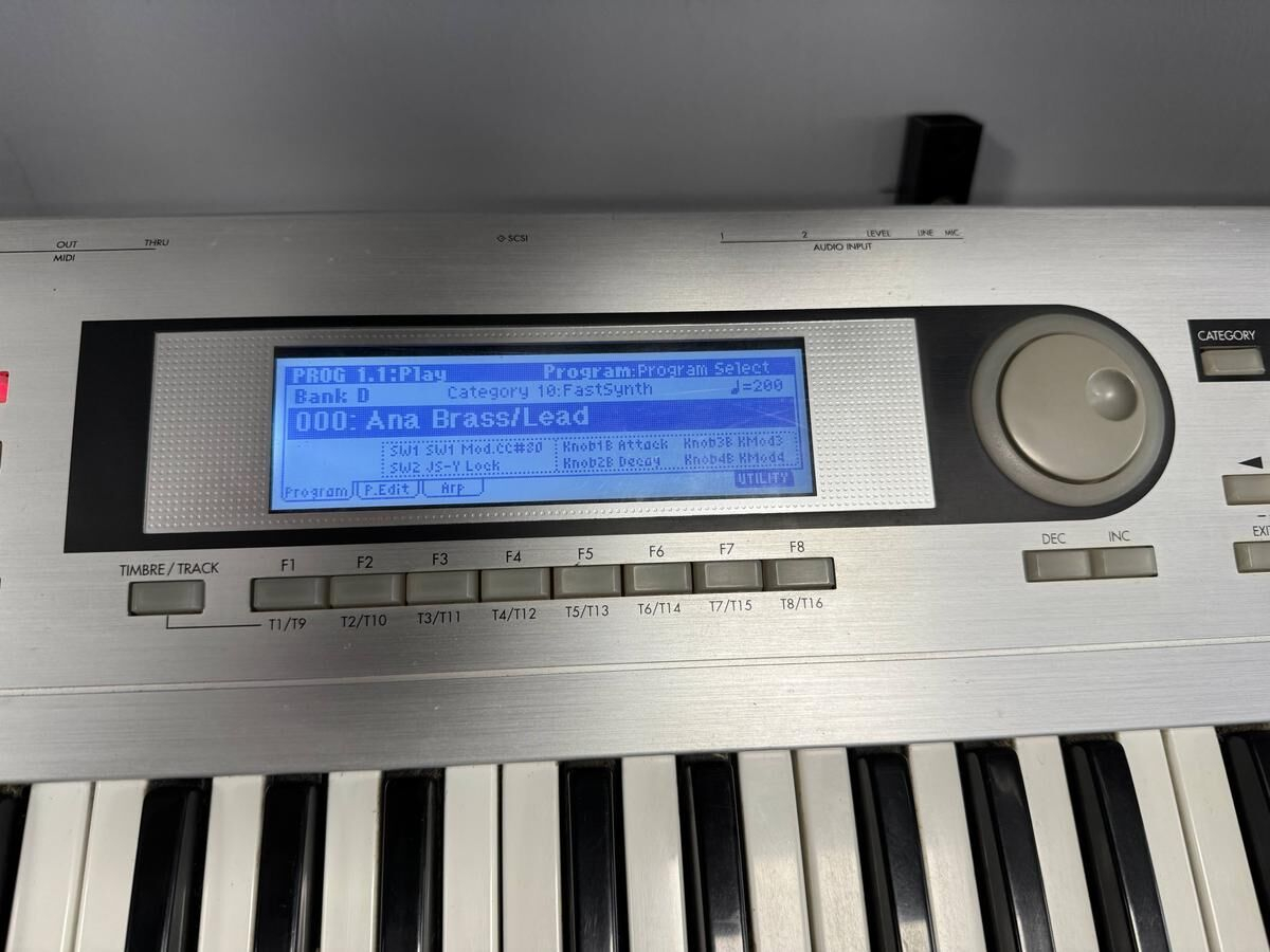 korg-triton-le-61-key-