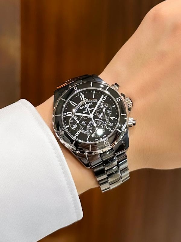 シャネル(CHANEL) J12クロノグラフ J12 Chronograph | HASSIN