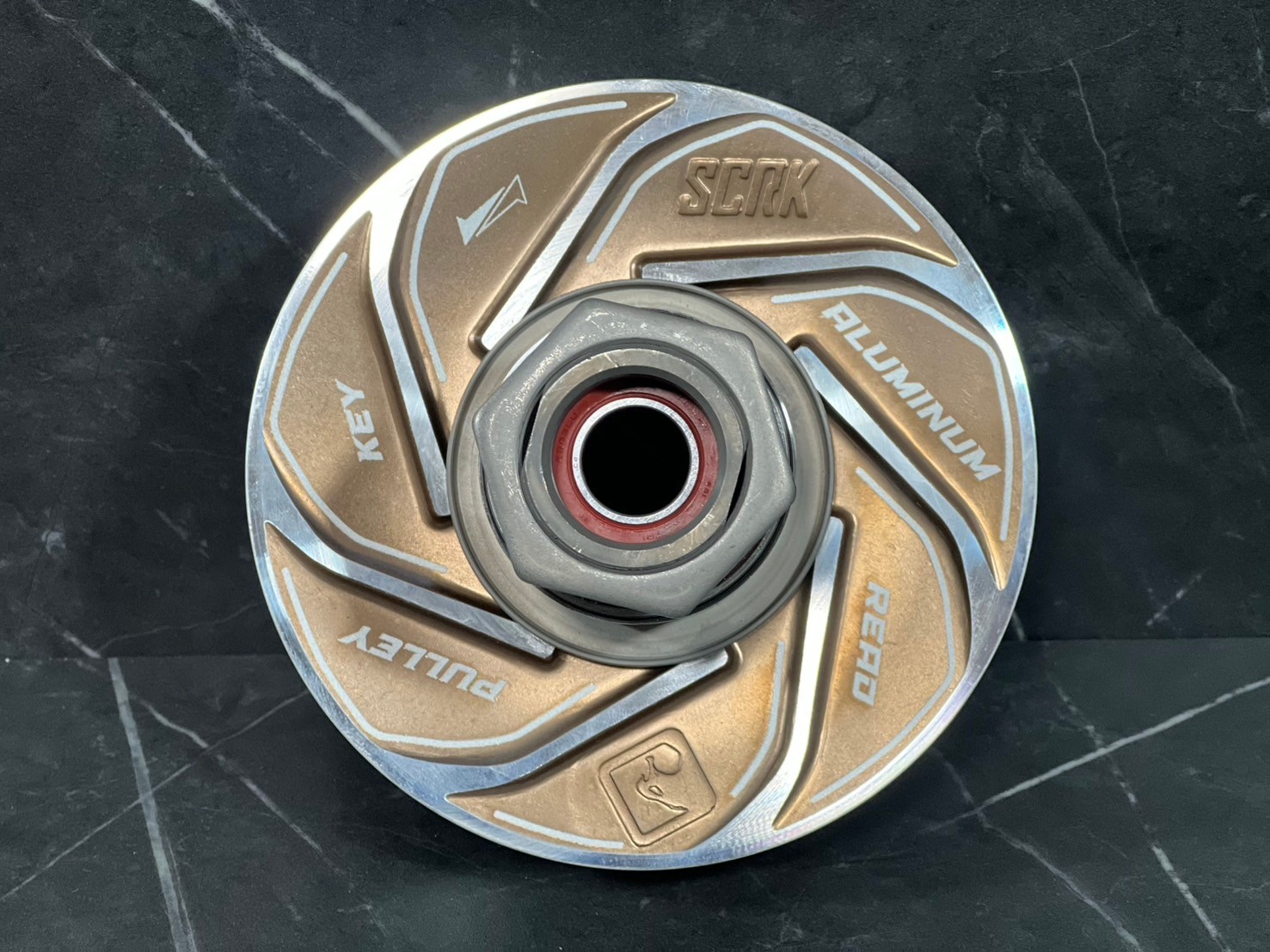 シグナスX 1〜5型対応 アルミドリブンプーリー｜SCRK製で駆動系強化！