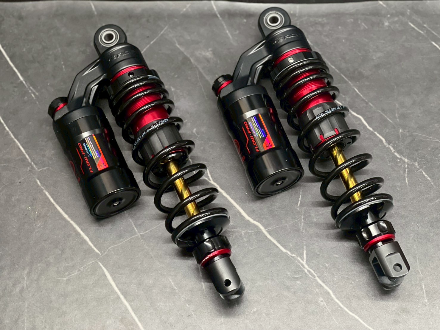 RCB 30周年記念リアショック 305mm｜シグナスグリファス・X FORCE対応