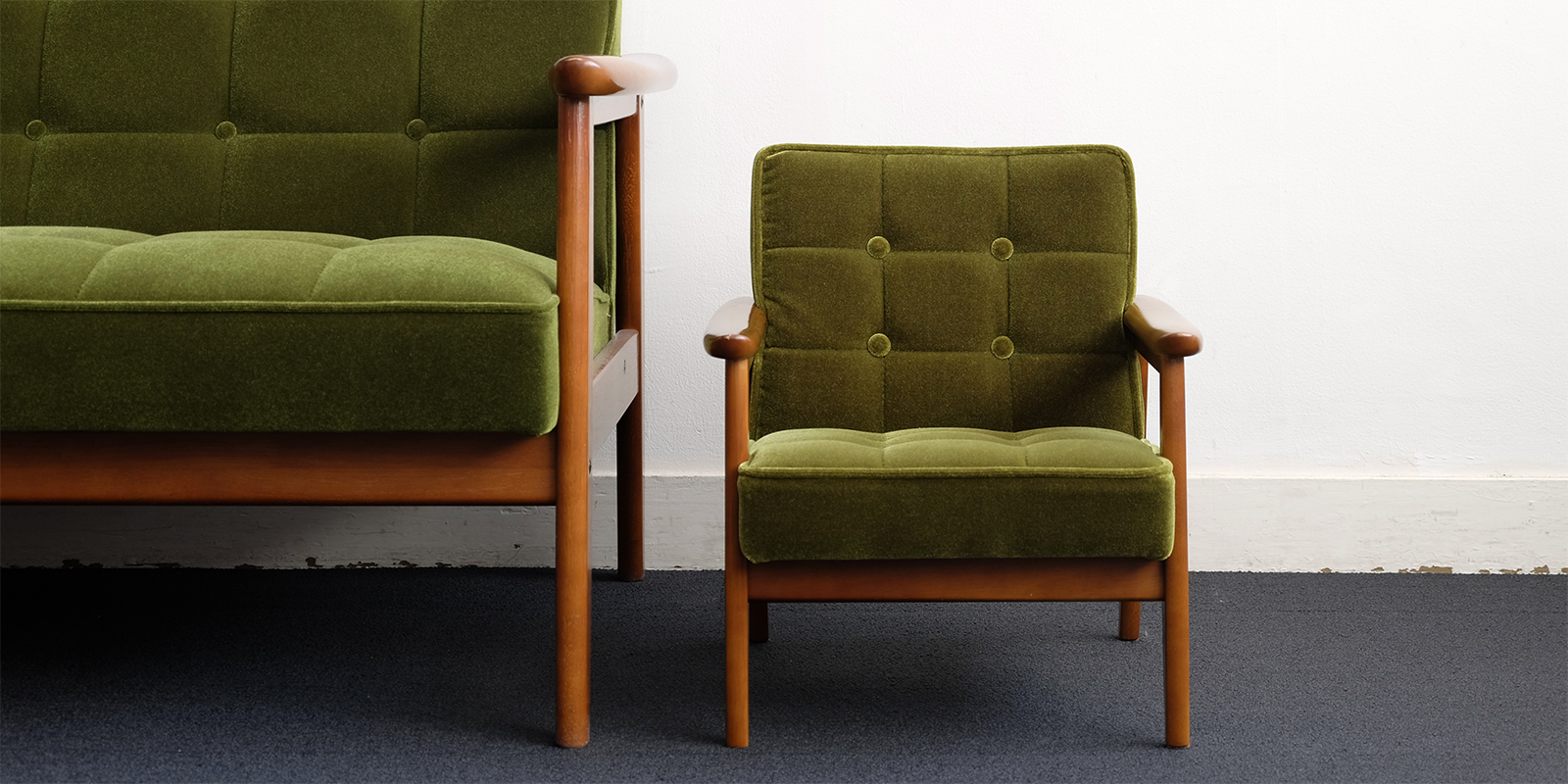 カリモク60 Kチェア ミニ・モケットグリーン | D&DEPARTMENT