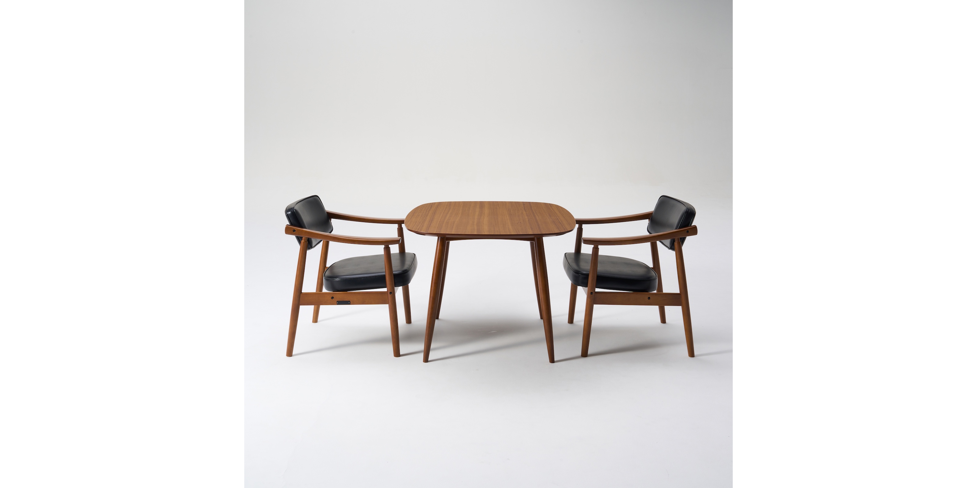 カリモク60 Dチェア・タープグリーン | D&DEPARTMENT