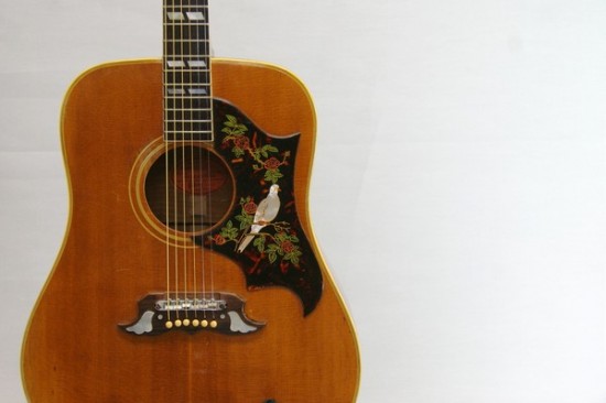 Gibson 【Dove / 70年代前半】 | D-plus-stock