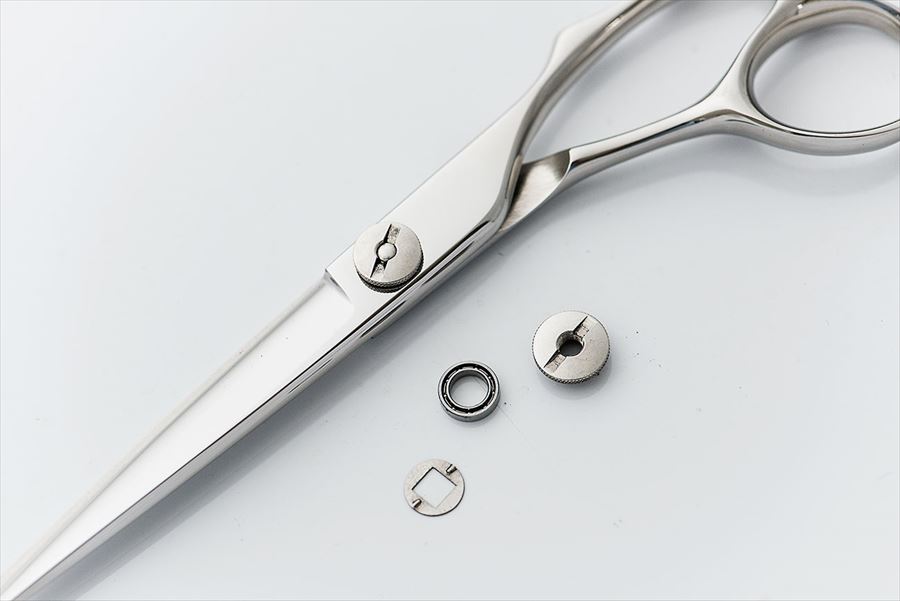 美容ハサミのメーカー DOWA INTERNATIONAL 飛燕シザー 日本のシザー