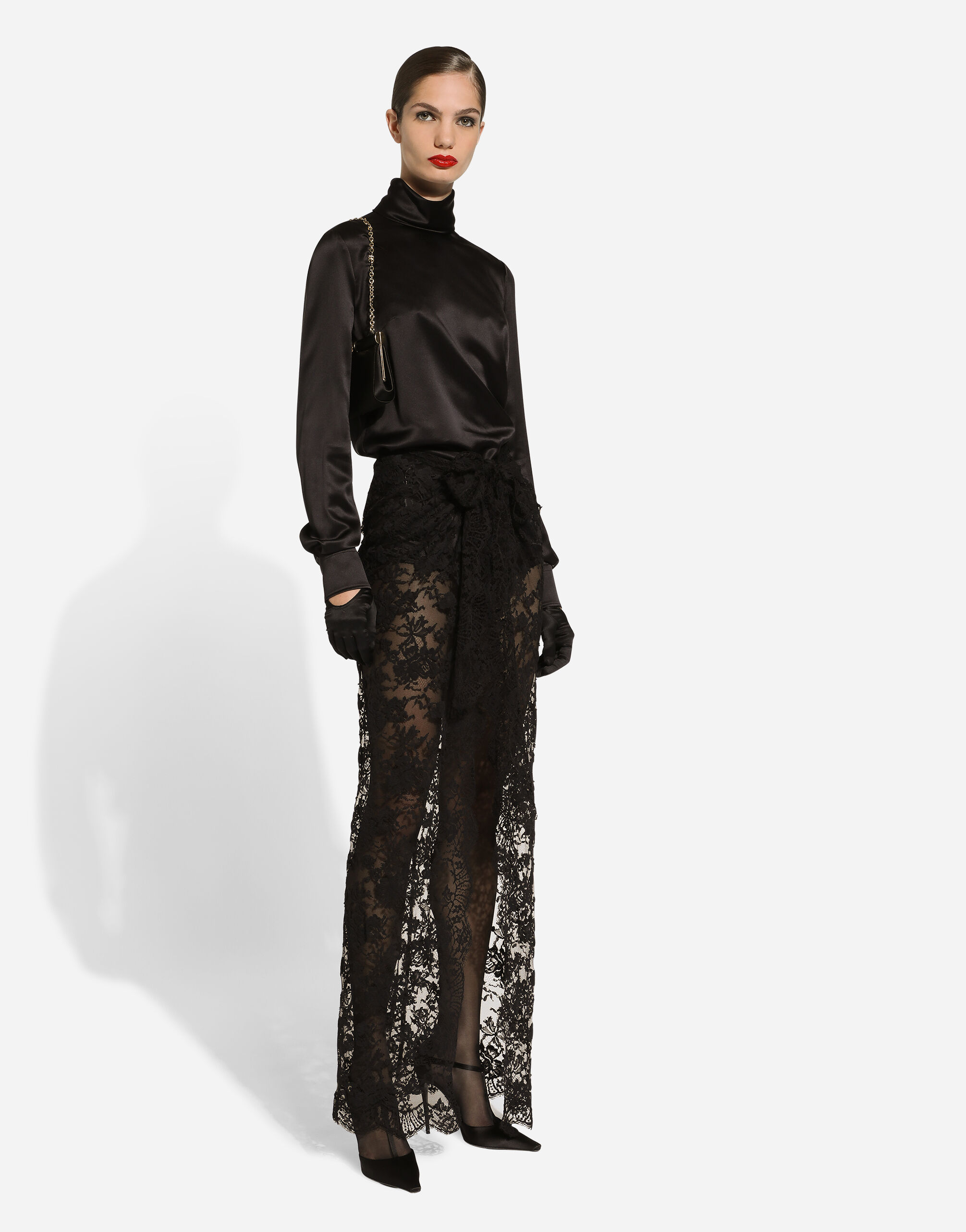 Long Chantilly lace skirt in Black for Women | Dolce&Gabbana® US