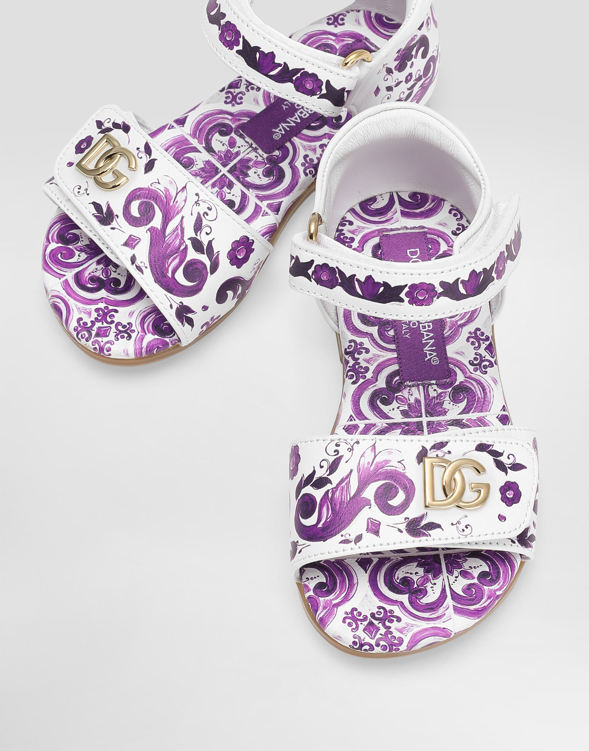 Multicolorのガールズ マヨリカプリント レザー サンダル | Dolce&Gabbana®