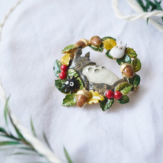 Donguri Closet】となりのトトロ ブローチ お昼寝トトロ | どんぐり