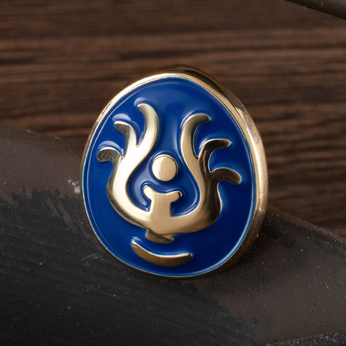 GBL】天空の城ラピュタ デザインピンバッジ 飛行石 | どんぐり共和国