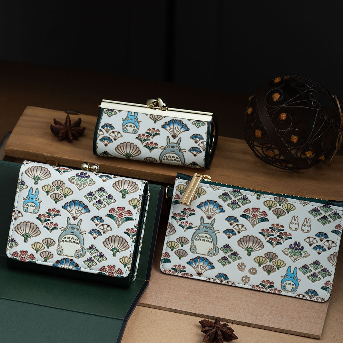 となりのトトロ 文庫屋「大関」 すっきりカードケース | どんぐり