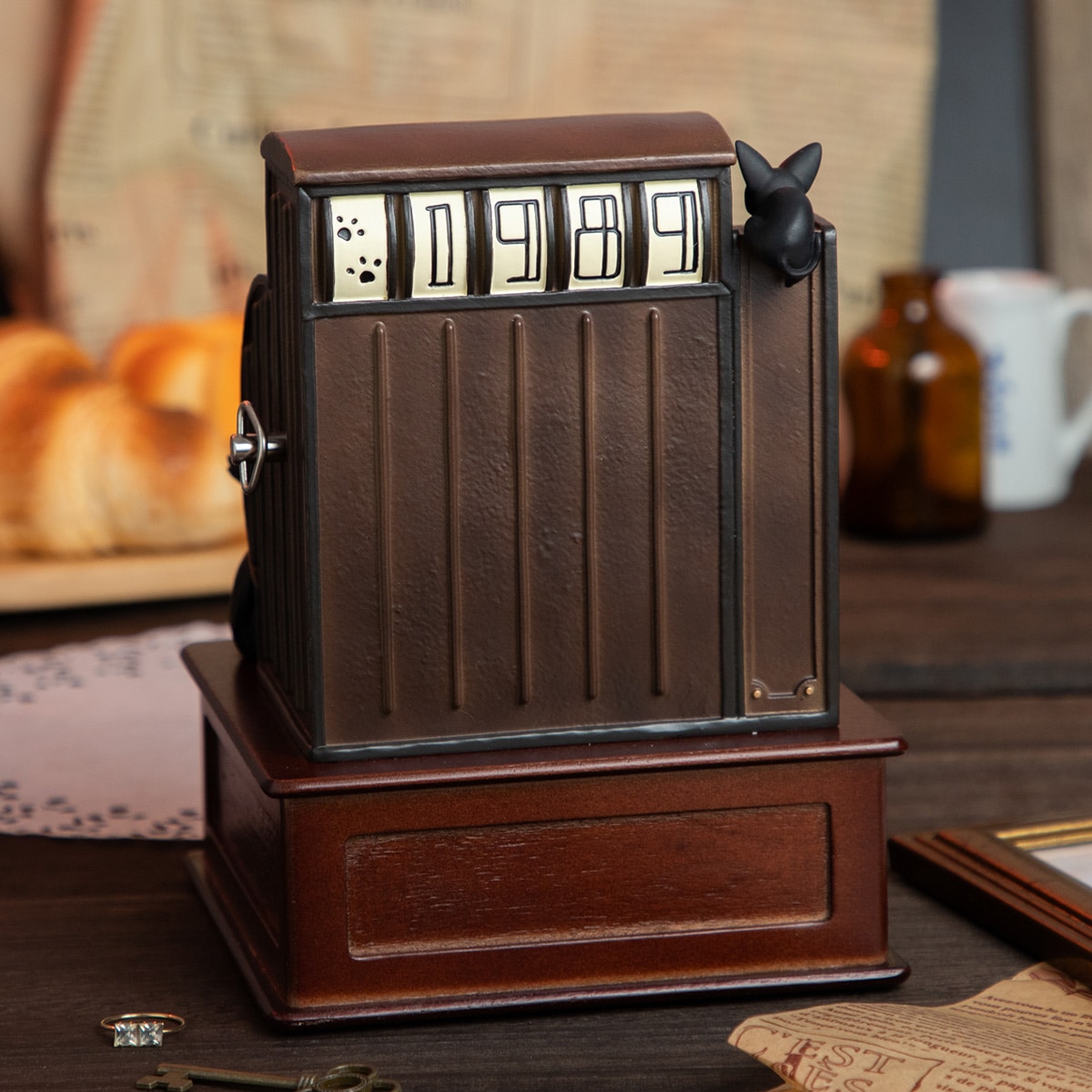 魔女の宅急便 オルゴール ジジのお店ばん | どんぐり共和国そらのうえ店