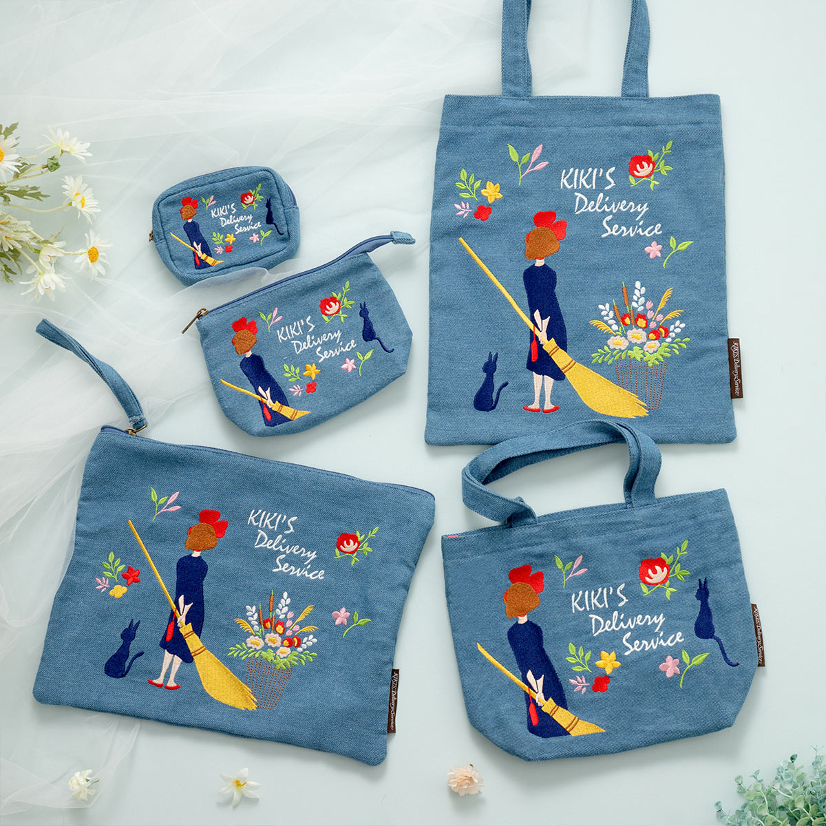 魔女の宅急便 デニム刺繍シリーズ ミニポーチ | どんぐり共和国そらの