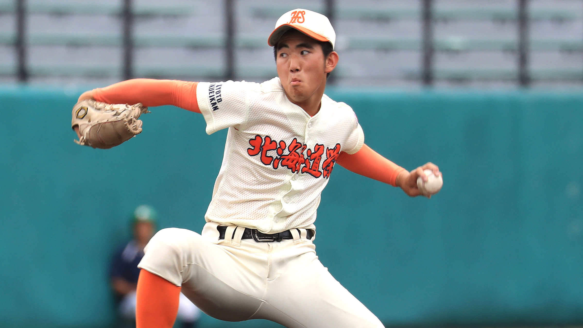 北海道栄・背番号17の平が快投 旭川明成を8回0/3無失点に封じる