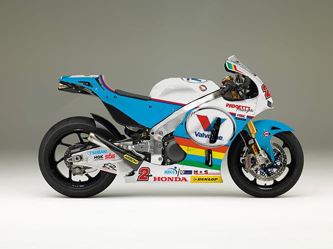 TT Sensation! Bruce Anstey to race Honda RC213V-S