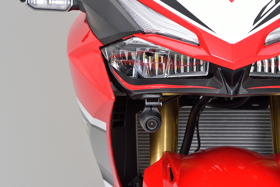 オートバイ専用GPSドライブレコーダー｜MIO M760D