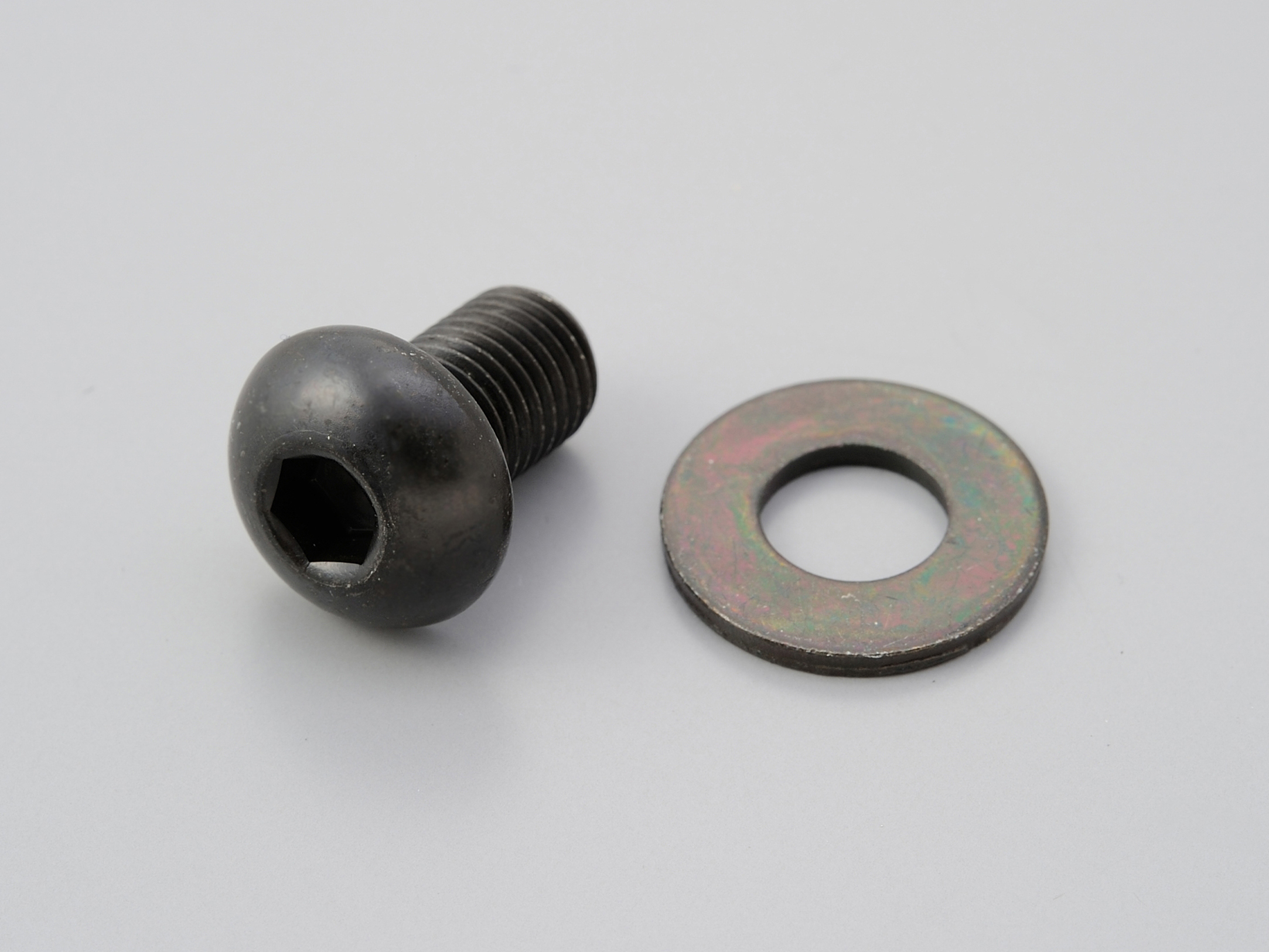 ミラー穴埋めボルト ブラック｜株式会社デイトナ