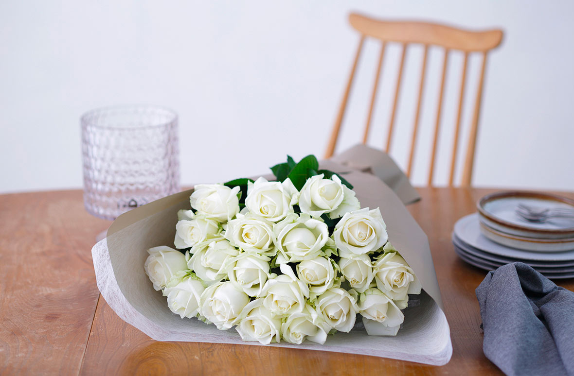 特別な数で贈る「ローズブーケ ホワイト」 | 花・花束を贈るなら第一