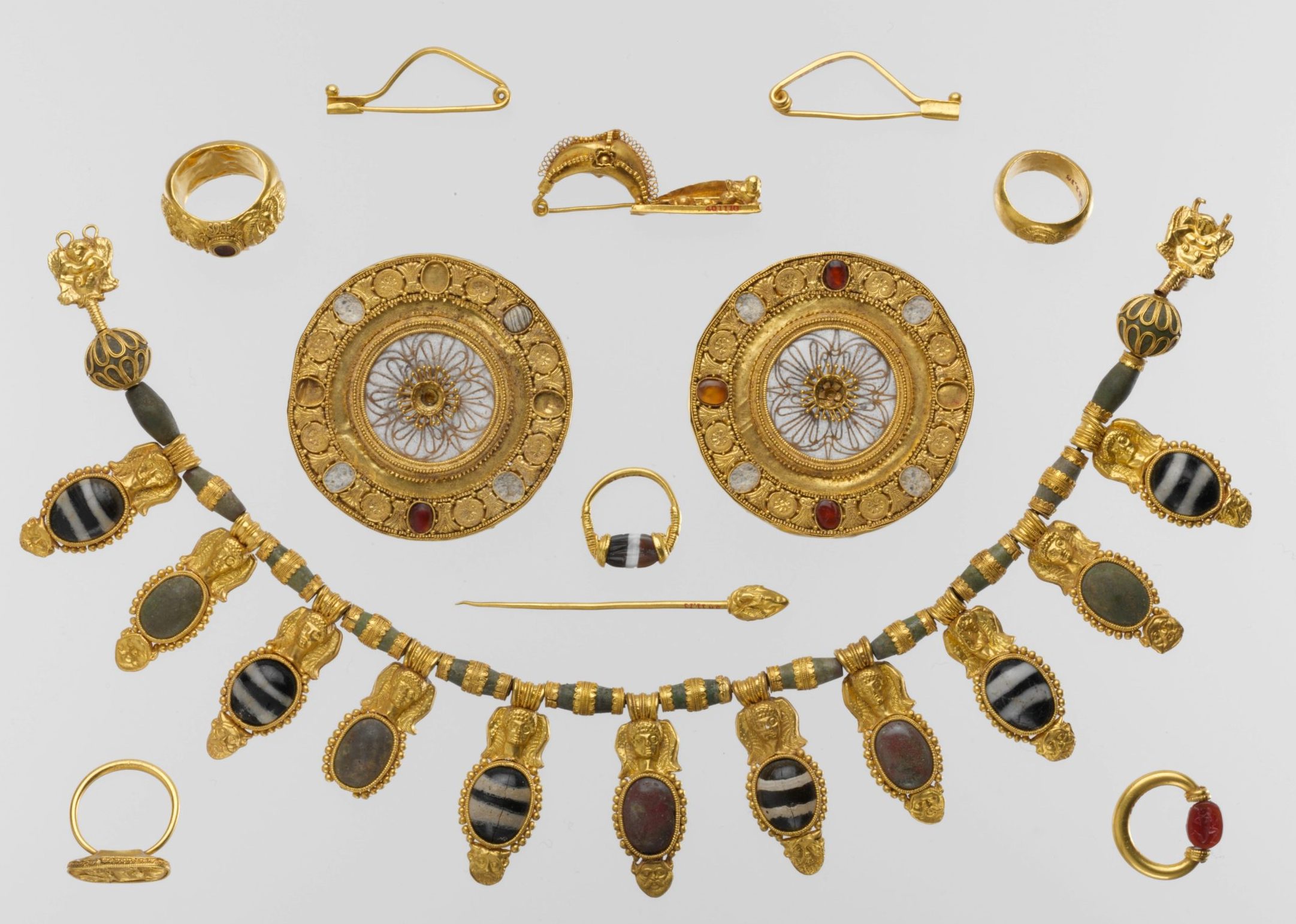 The Gold Jewelry of the Etruscans | DailyArt Magazine