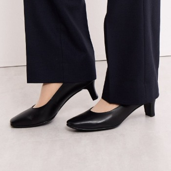 豊富なサイズのブラックパンプス👠 | 卑弥呼 | ショップブログ | 大丸