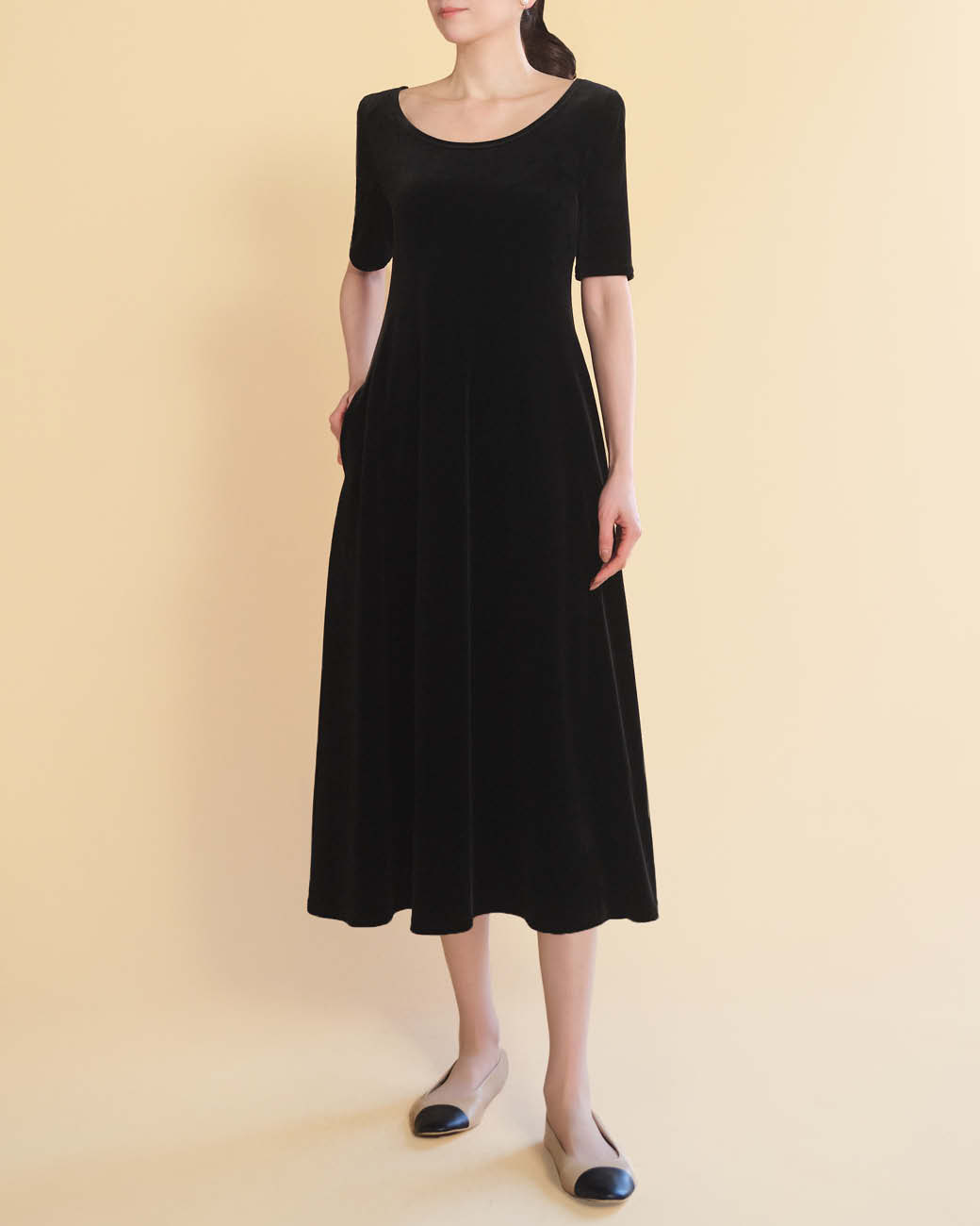 DAISY LIN | Official website and Online Boutique / Daisy Velour