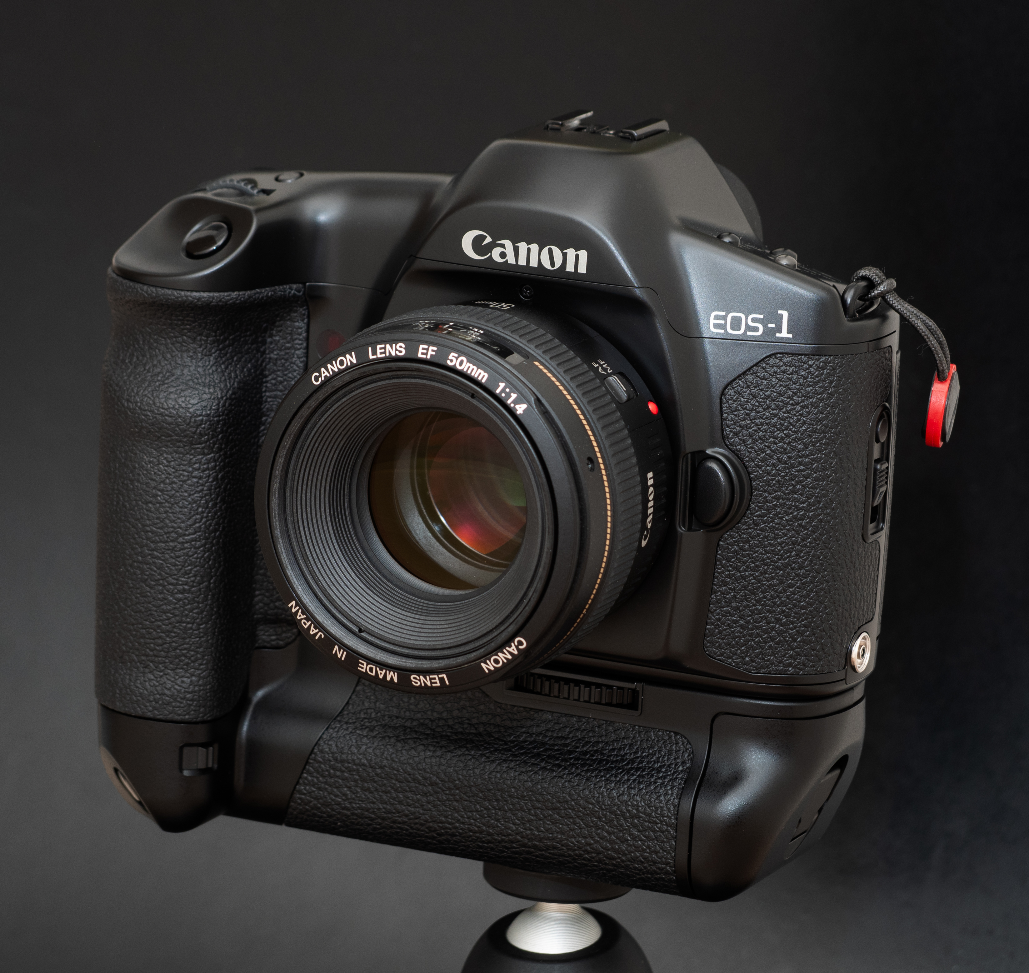 Canon EOS-1 HS －フィルムを通せば