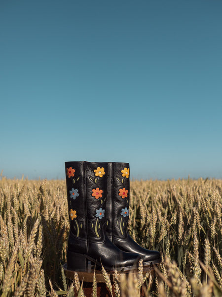 Sendra-leather-flower-boots-