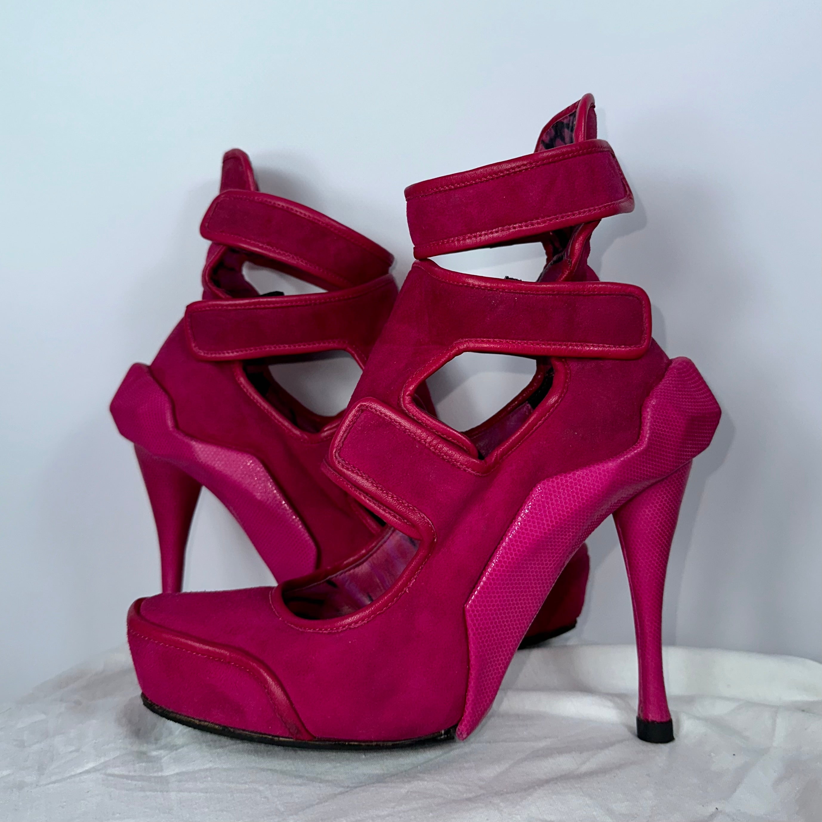 Celine FW2008 Pink Heels 37 – darina`s garms