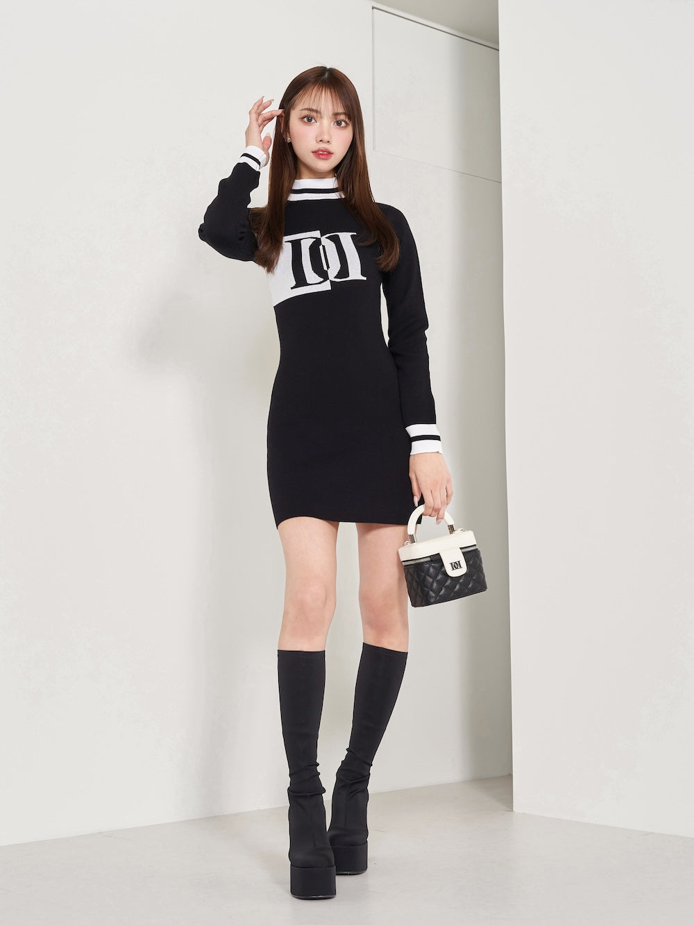 ジャガードロゴニットミニワンピース – Darich (ダーリッチ)