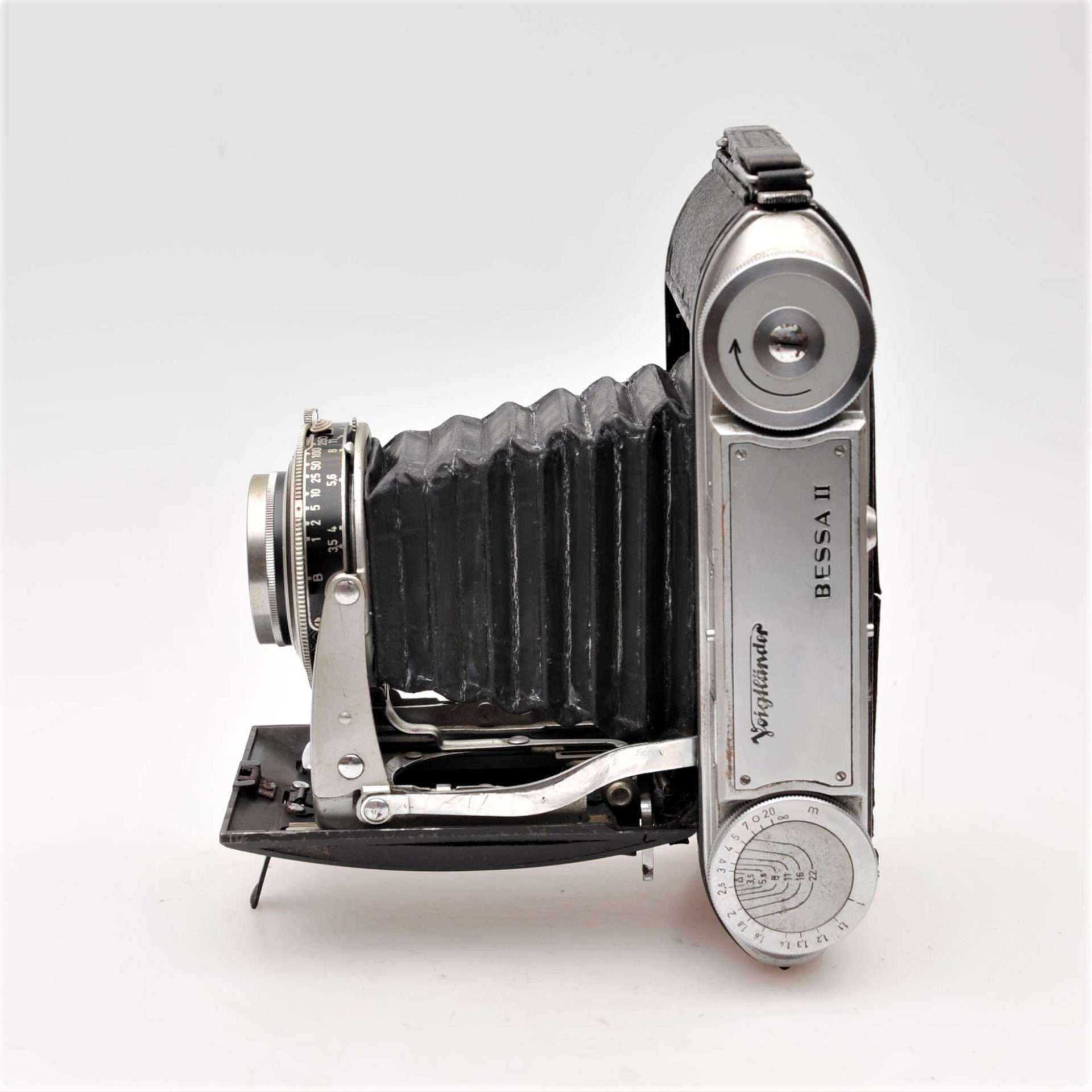 Voigtländer Bessa II with Color-Skopar 3.5/105 - De Wit Cameras