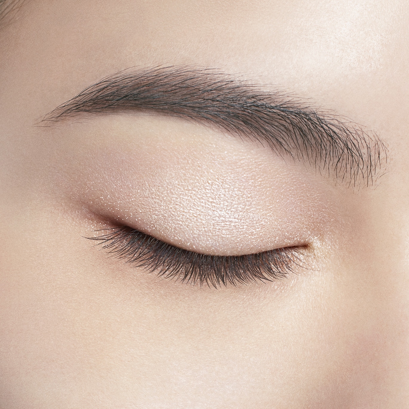 アイグロウジェム スキンシャドウ 01G twinkle sand | DECORTÉ（コスメ