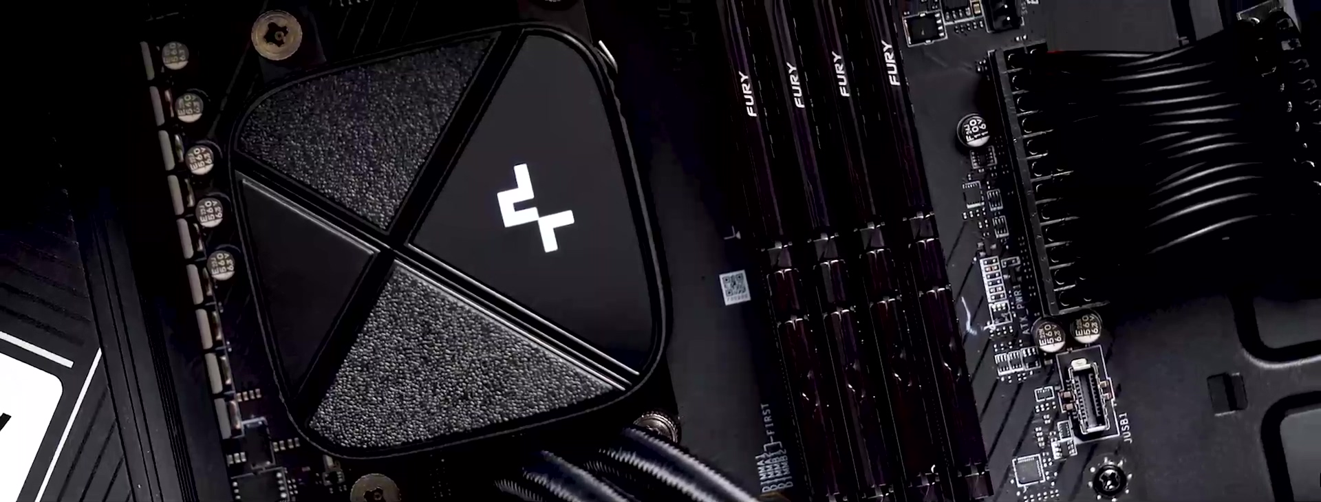 LS520S ZERO DARK - DeepCool