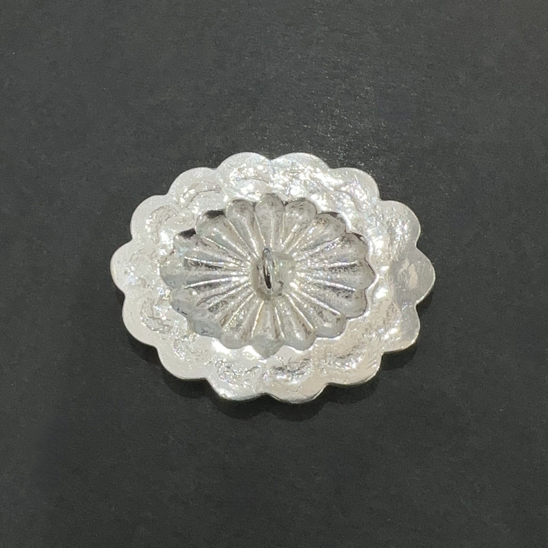 ゴローズ goro's [現行]K18付フラワーコンチョ(横) – DELTAone