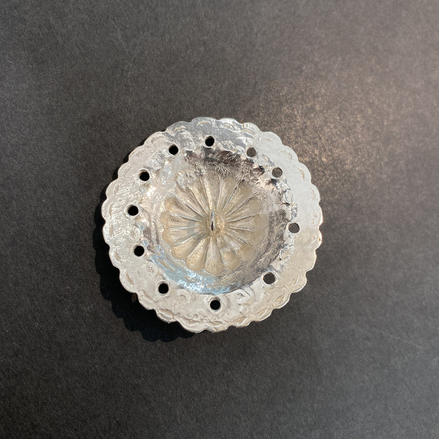 ゴローズ goro's [美品][OLD]K18付フラワーコンチョ(大)※メタル小※歪