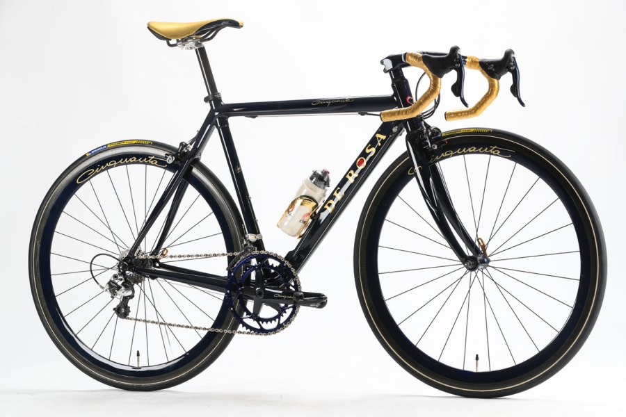 Cinquanta を特別展示 | DE ROSA JAPAN