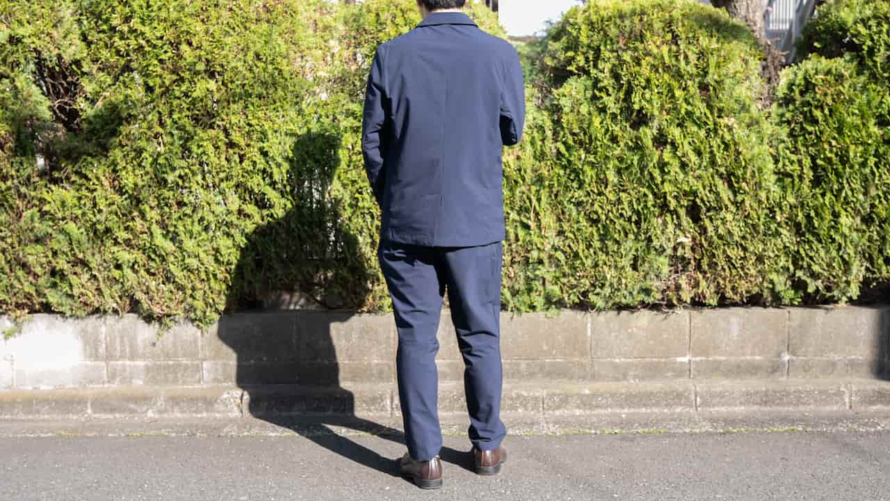 汗ばむ日こそこれ！デサントの「快適ジャケット＆パンツ」魅力があり