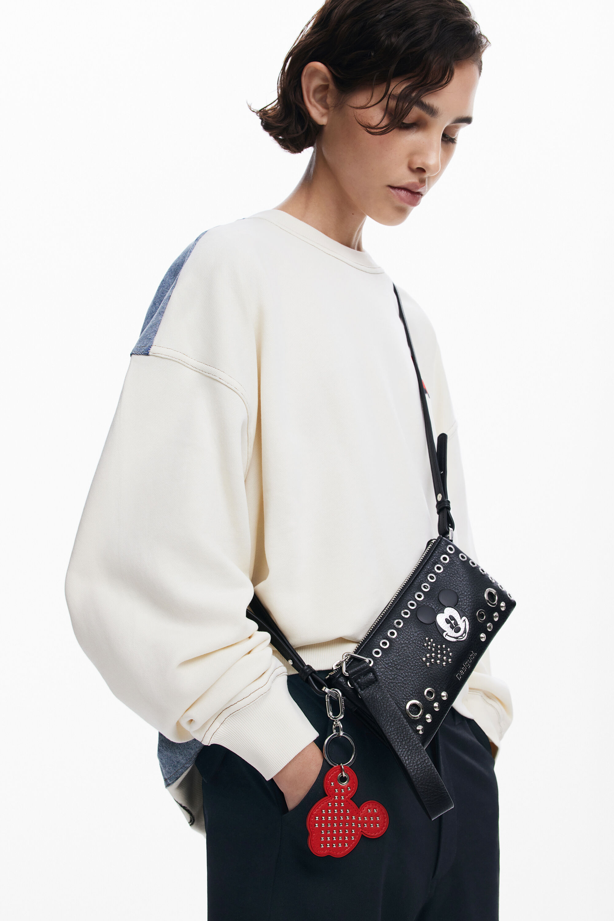 ミッキーマウス™ スタッズ付きショルダーバッグ財布 女性用 I Desigual.com