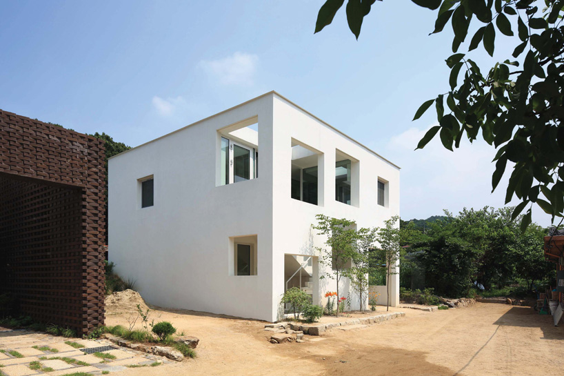 9x9 experimental house in korea by younghan chung architects
