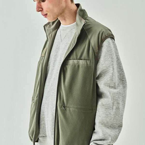 DAIWA PIER39 (ダイワピア39) TECH REVERSIBLE MIL ECWCS STAND VEST