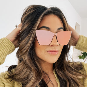 Goldie XS Cateye Sunglasses | Black & Sunset Mirror | DIFF Eyewear