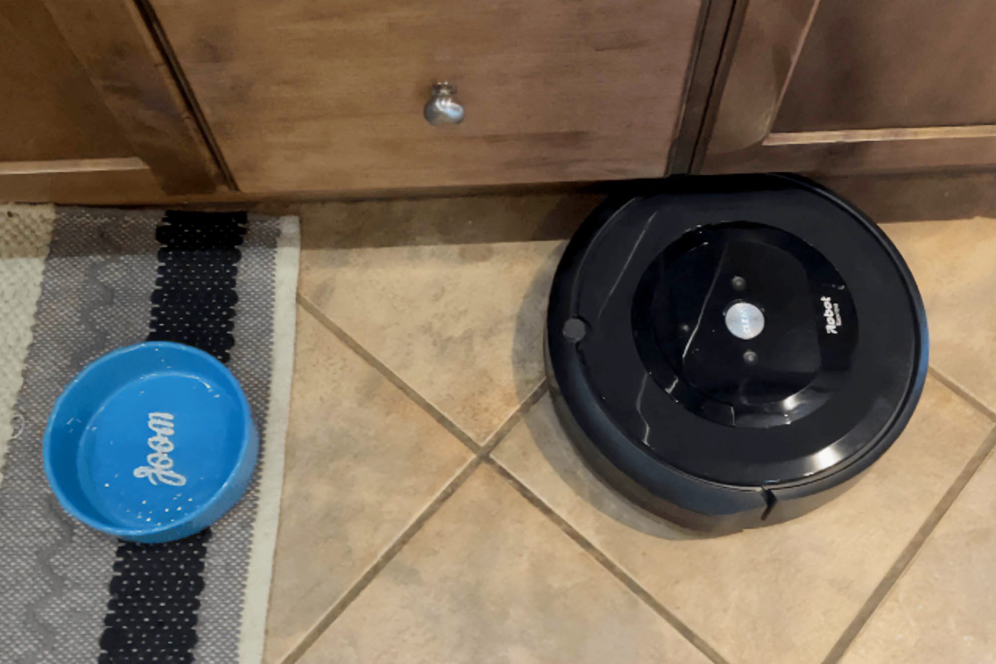 iRobot Roomba e5 review: Superb and affordable - Digital Trends