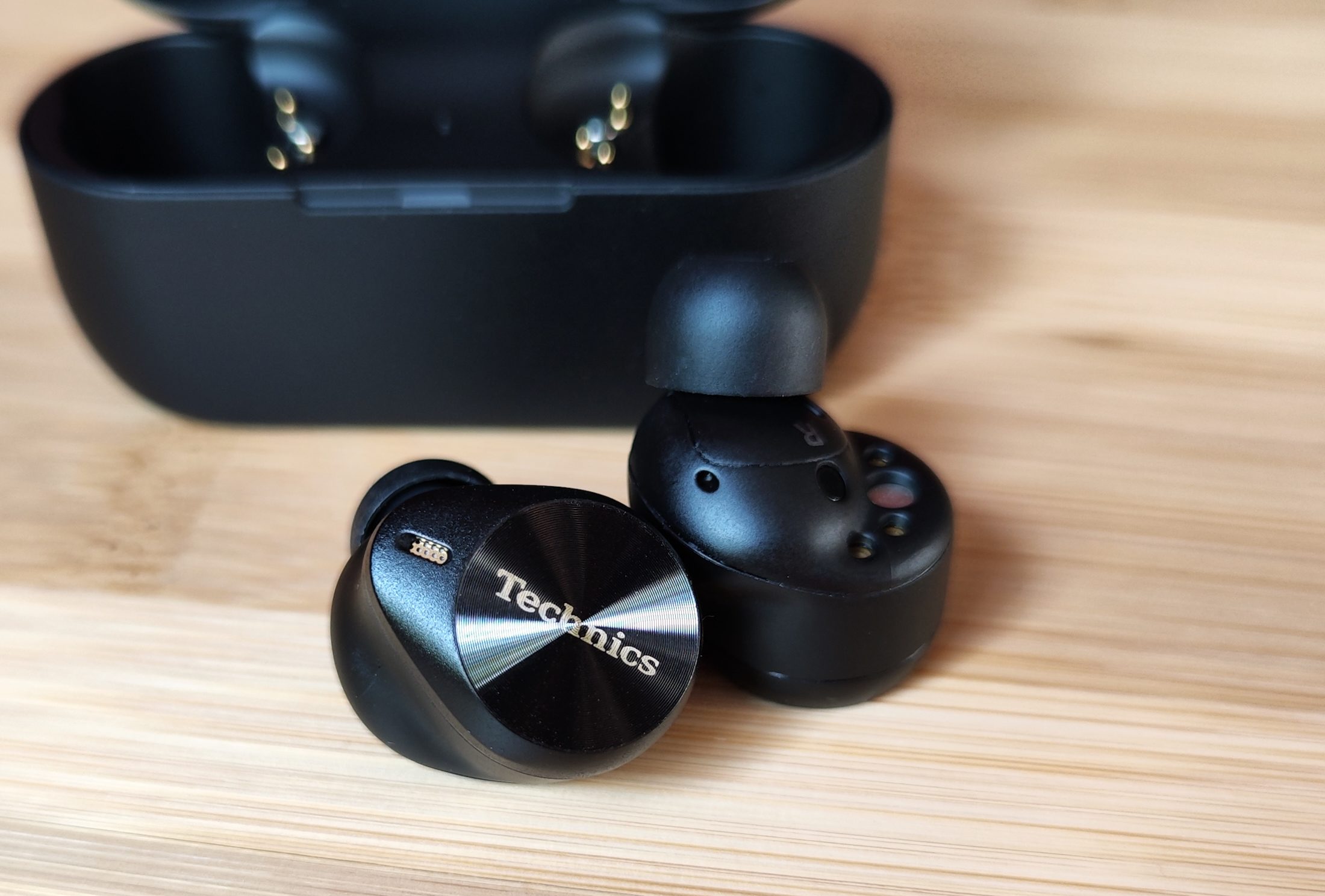 Technics EAH-AZ80 review: killer ANC with incredible comfort