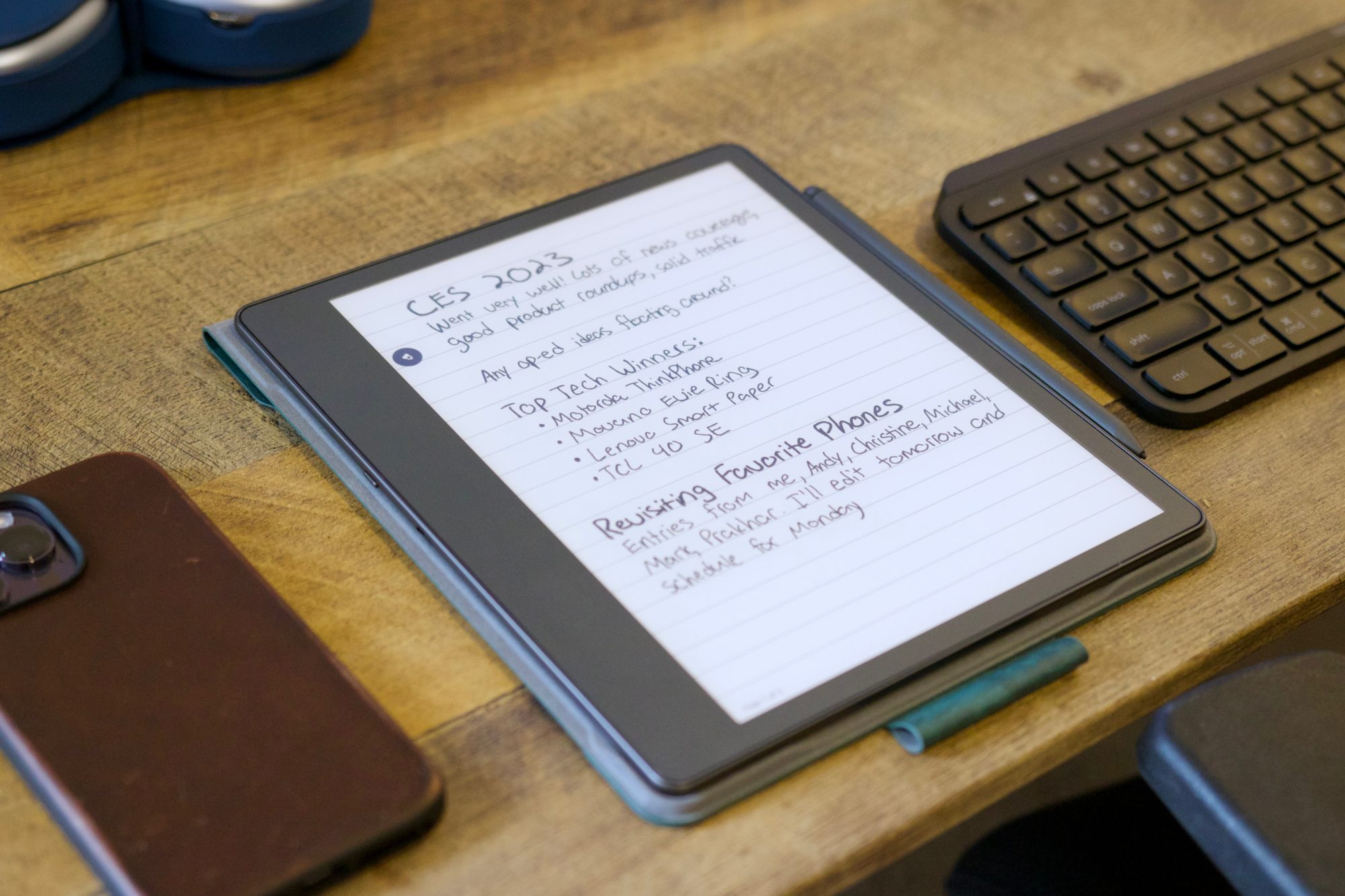 How the Kindle Scribe quietly became my favorite gadget of 2022