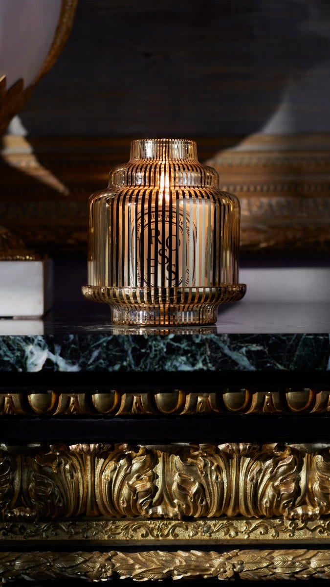 キャンドルホルダー ピラミッド ゴールド - クラシック キャンドル用