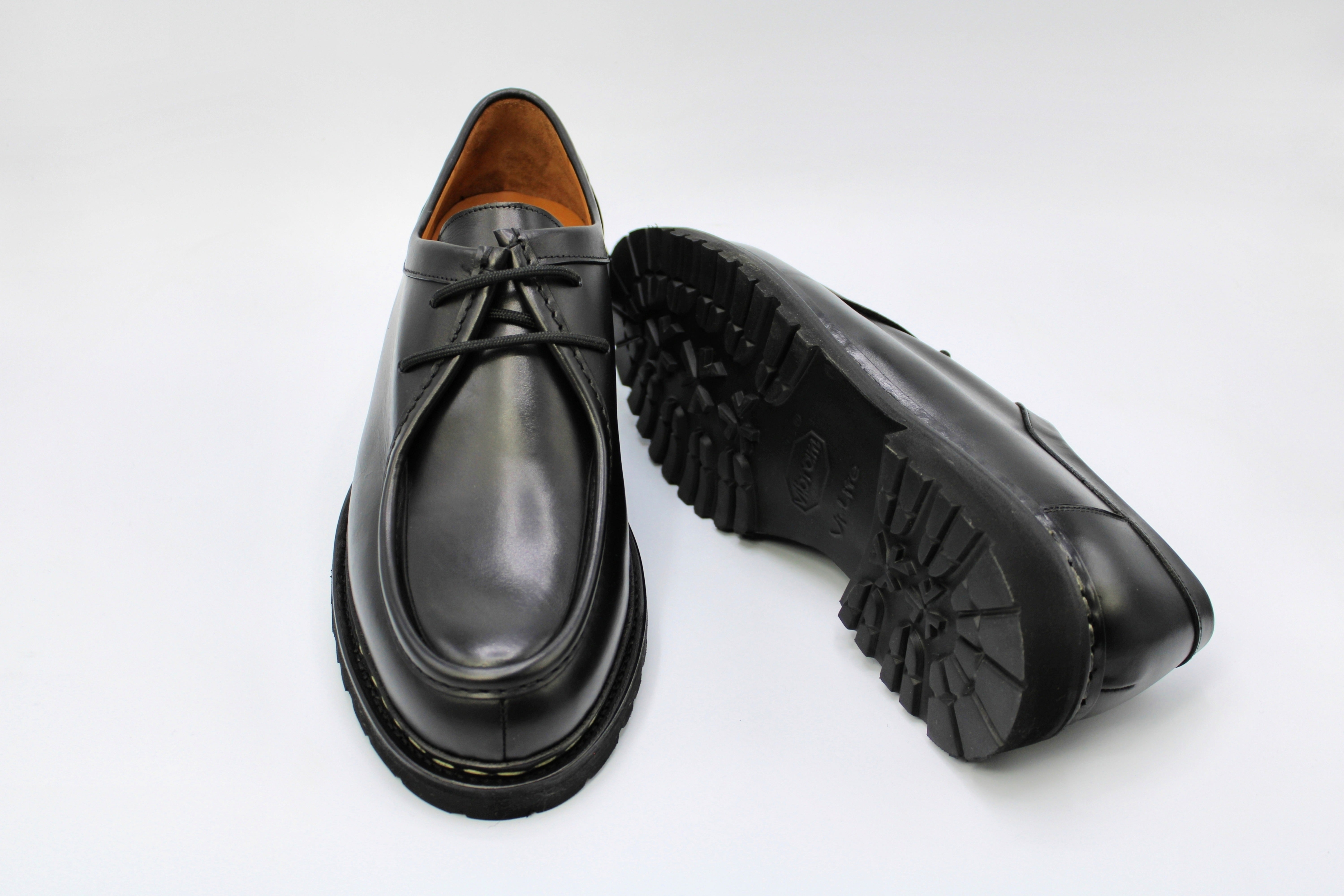 Berwick 5337 Apron Derby Black – Discount Shoe Sales Limited