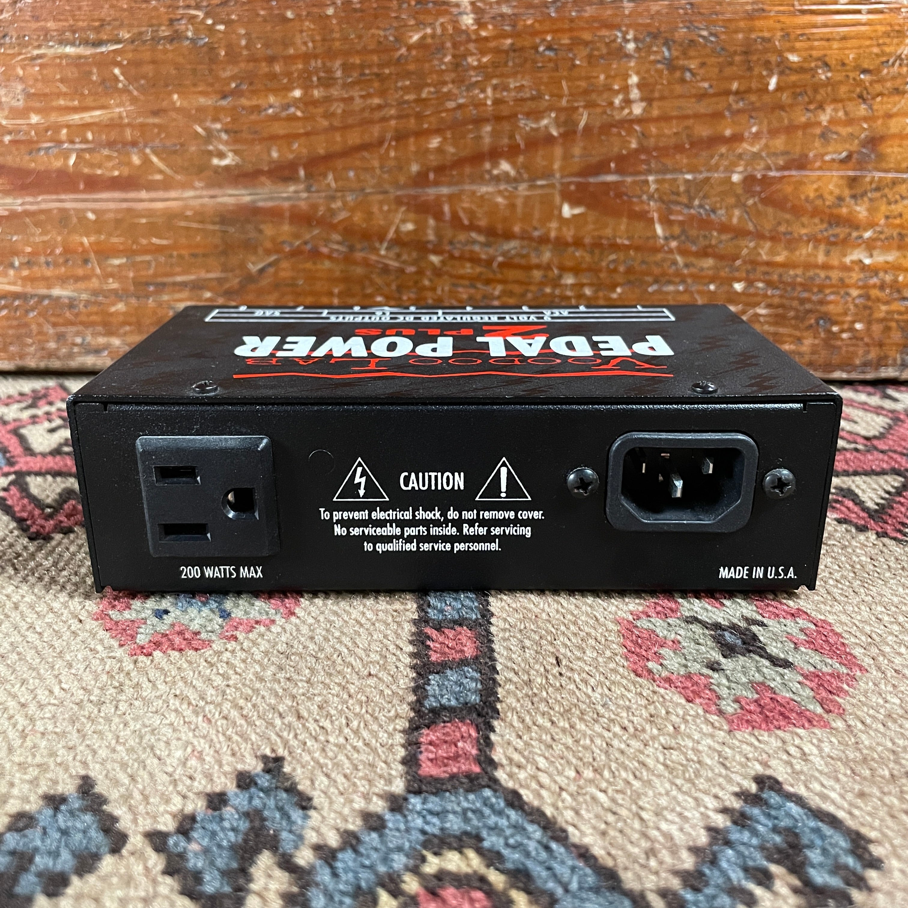 Voodoo Lab Pedal Power 2 PLUS 8-output Isolated Guitar Pedal Power